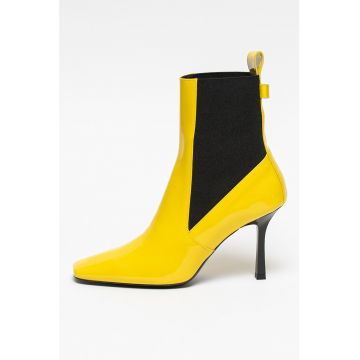Botine Chelsea de piele lacuita Botine Chelsea de piele lacuita