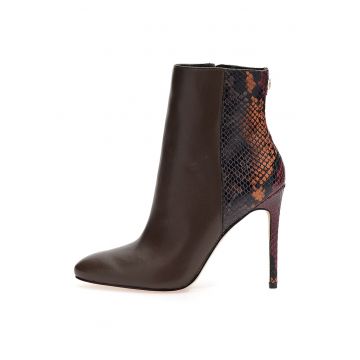 Botine de piele cu segment de piele de crocodil Botine de piele cu segment de piele de crocodil