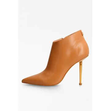 Botine de piele cu varf ascutit Botine de piele cu varf ascutit