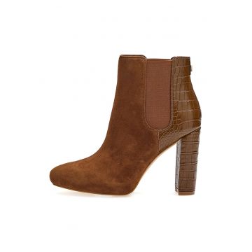 Botine de piele intoarsa Botine de piele intoarsa