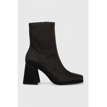 Kat Maconie botine Elva - Km femei, culoarea negru, cu toc drept