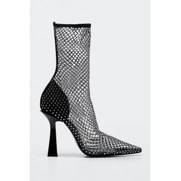 Botine de plasa cu strasuri Botine de plasa cu strasuri