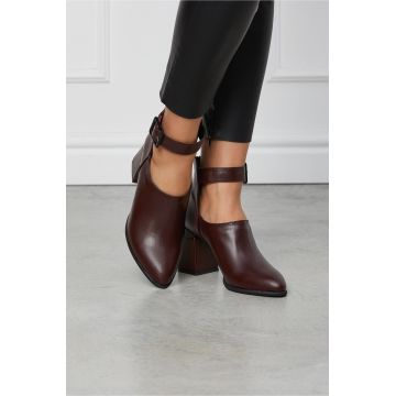 Botine Flavia bordo cu decupaj la glezna Botine Flavia bordo cu decupaj la glezna