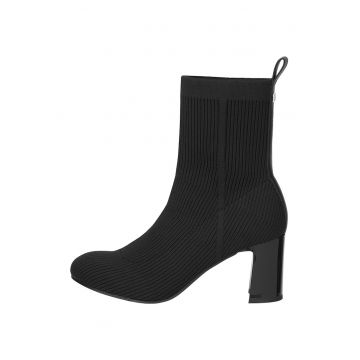 Botine slip-on cu toc masiv