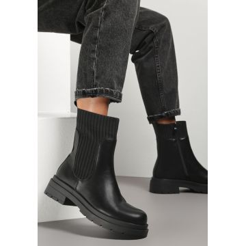 Botine Negre
