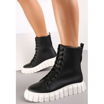 Botine Negre