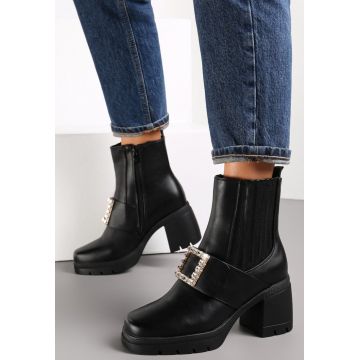 Botine Negre