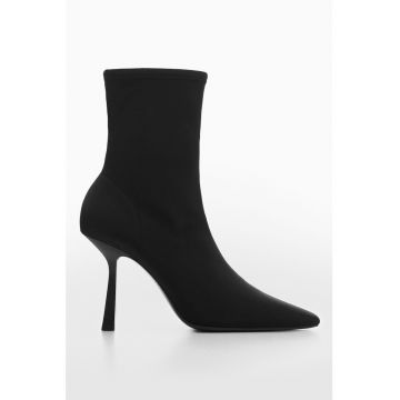 Botine cu varf ascutit Glo
