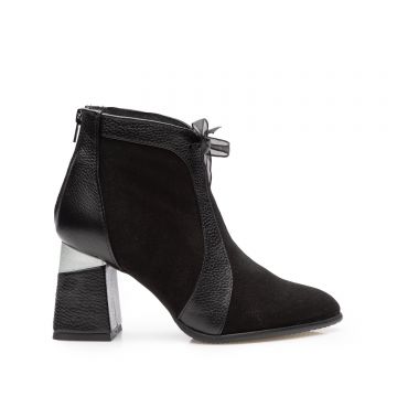 Botine elegante damă din piele naturală - 21189 Negru box velur