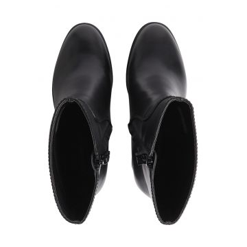 Botine de piele