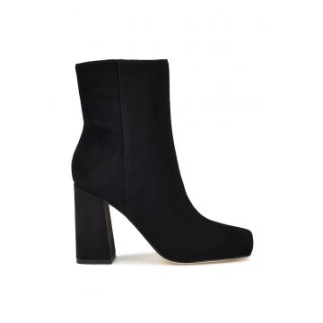 Botine de piele intoarsa cu toc masiv Spice