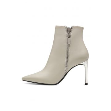 Botine din piele ecologica cu varf ascutit
