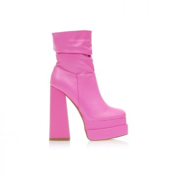 Botine Fucshia imitație de piele talpă dublă cu pliuri