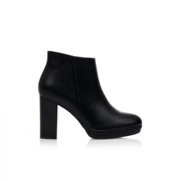 Botine Negre imitație de piele cu fiapa