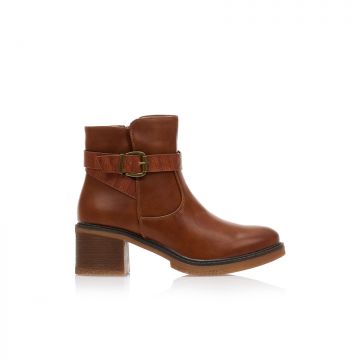 Botine Camel imitație de piele cu barete decorative și cataramă