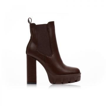Botine Maro imitație de piele cu fermoar și bandă elastică pe lateral