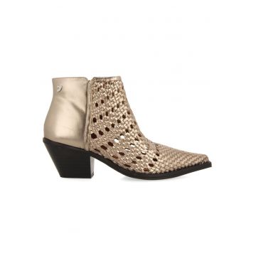 Ghete din piele cu model tesut Ghete din piele cu model tesut