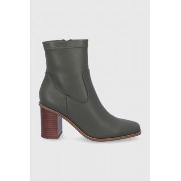 Aldo Botine MARTA.250 femei, culoarea verde, cu toc drept Aldo Botine MARTA.250 femei, culoarea verde, cu toc drept