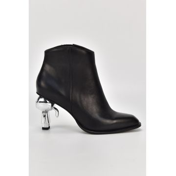 Botine de piele