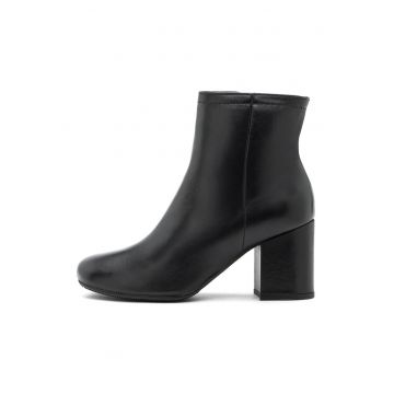 Botine de piele cu toc masiv