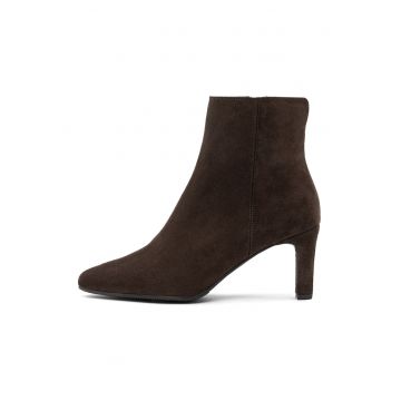 Botine de piele intoarsa cu toc clasic
