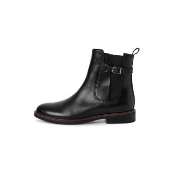 Botine de piele si piele ecologica