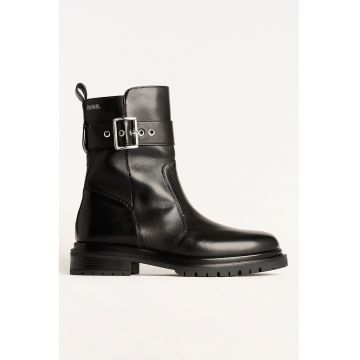 Botine din piele cu bareta decorativa cu catarama