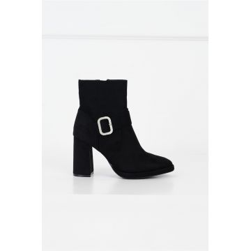 Botine elegante din piele intoarsa ecologica negre cu catarama