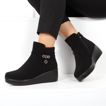 Botine imblanite Adelise Botine imblanite Adelise