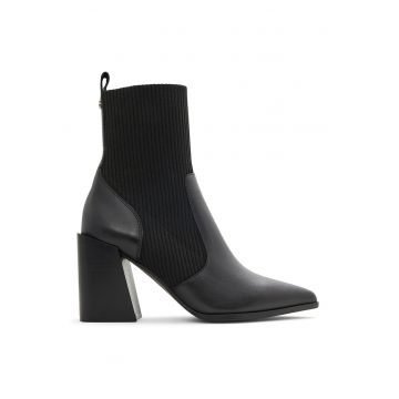 Botine de piele cu varf ascutit Ganina Botine de piele cu varf ascutit Ganina
