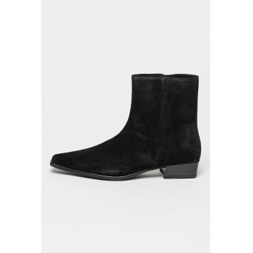 Botine de piele intoarsa cu varf ascutit Nella Botine de piele intoarsa cu varf ascutit Nella